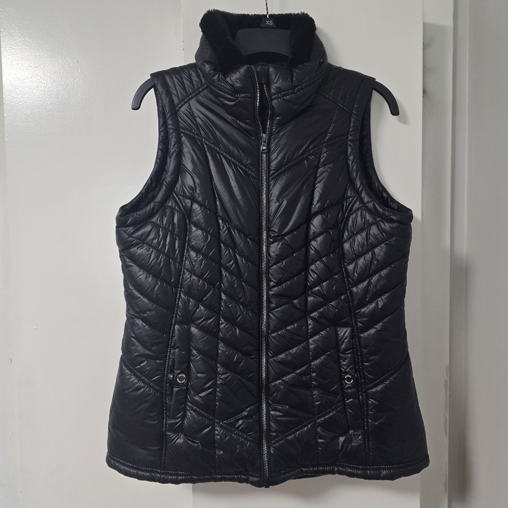Medium Michael Kors Black Puffer Vest with Faux Fur